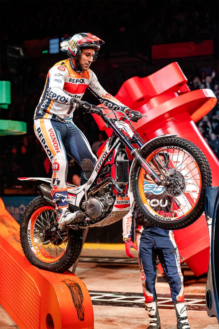 toni-bou_DL12_IndoorTrial_2024_3482.jpg