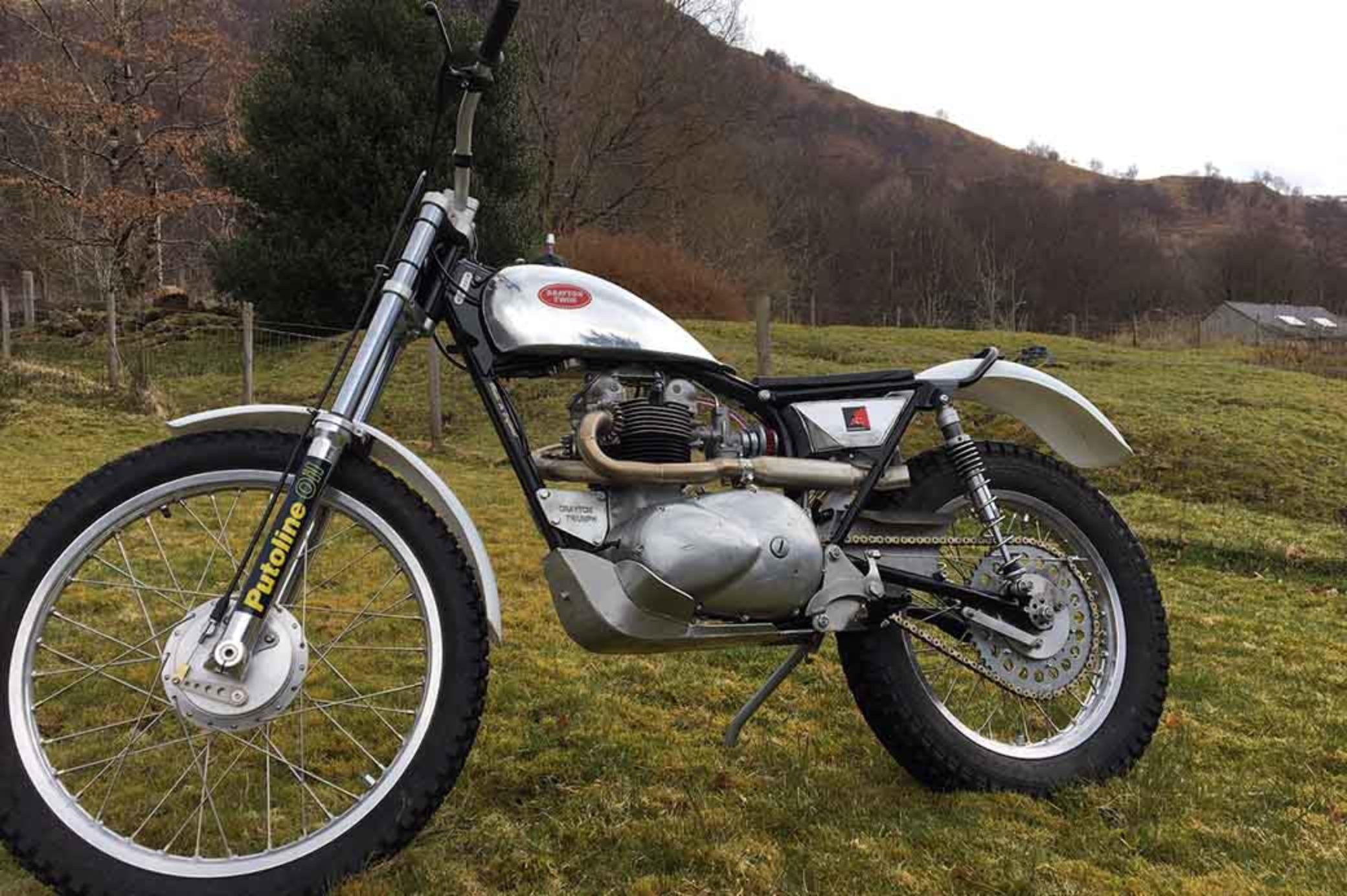 triumph twin trials bike