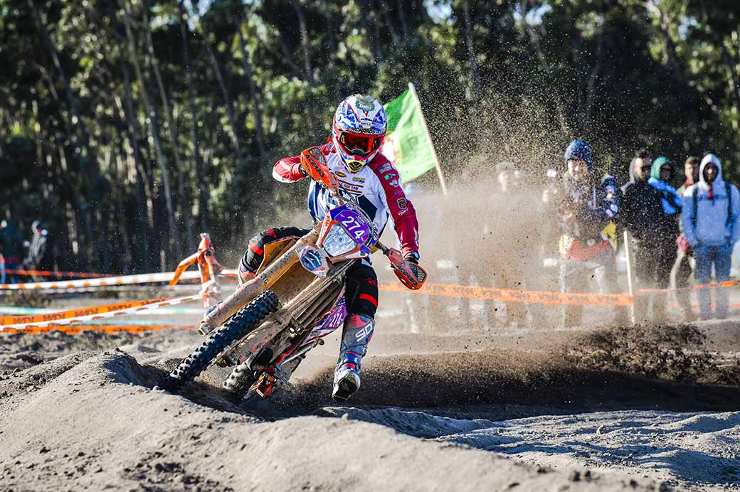 Italy (World Trophy) and USA (Women's World Trophy) Crowned 2021 ISDE  Champions - Racer X